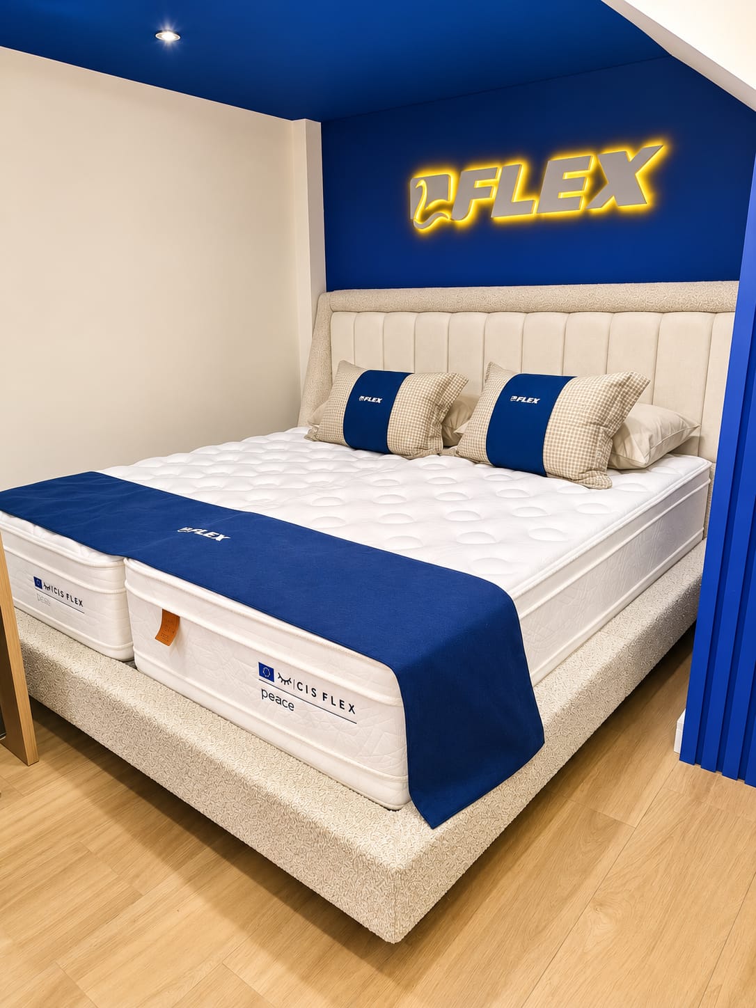 Colchão CIS Flex Peace montado em cama box na loja